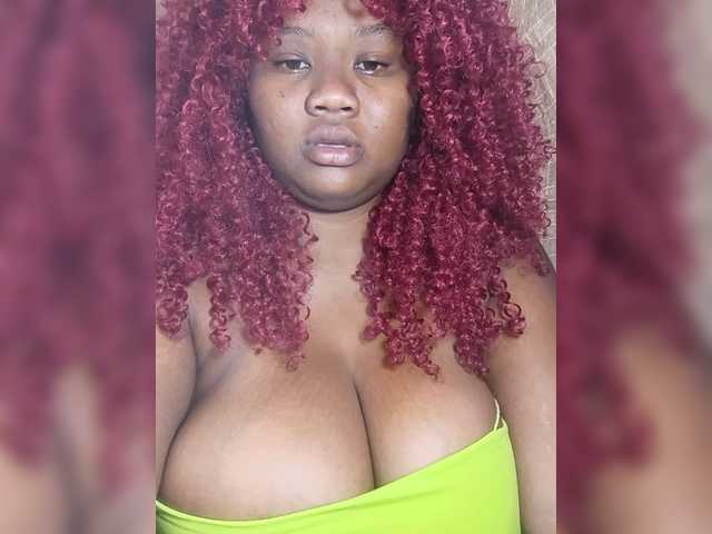 Hanaia1 live cam on BongaCams
