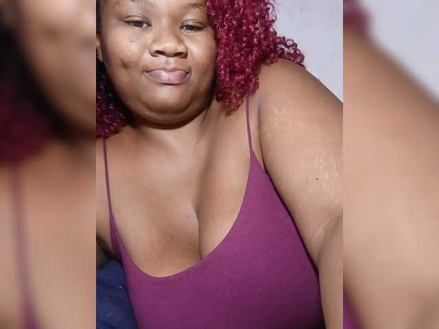 Hanaia1 live cam on BongaCams