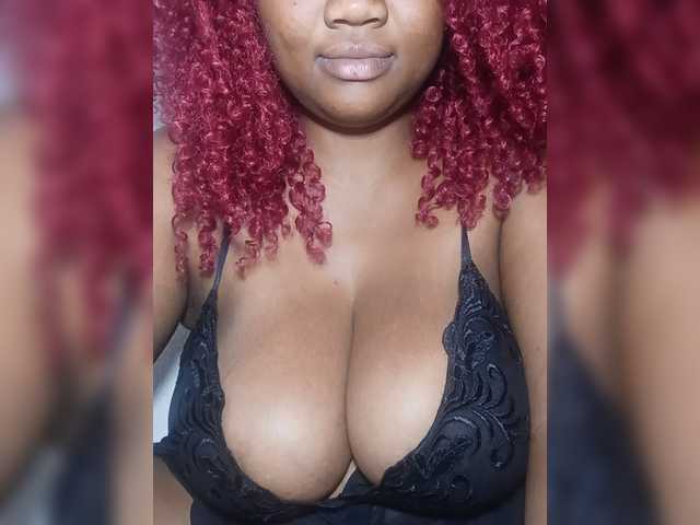 Hanaia1 live cam on BongaCams