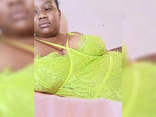 Hanaia1 live cam on BongaCams