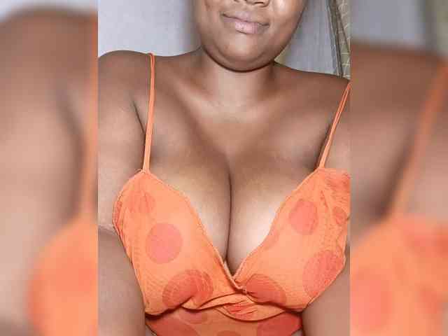 Hanaia1 Live Webcam on BongaCams