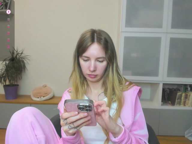 mel-collins live cam on BongaCams