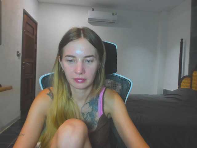 mel-collins live cam preview