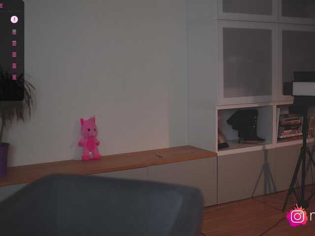 mel-collins's BongaCams show and profile