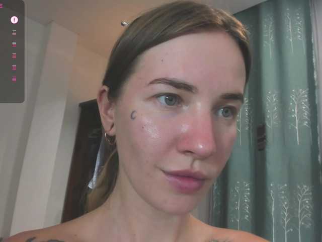 mel-collins — live female cam
