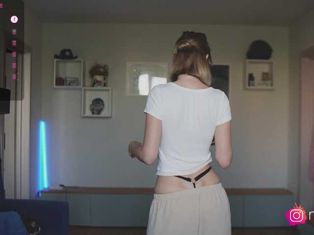 mel-collins live cam
