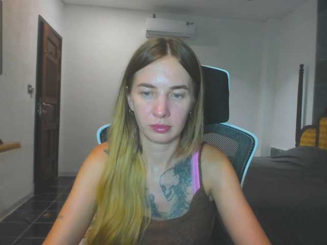 mel-collins live cam preview