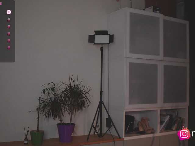 mel-collins live cam on BongaCams