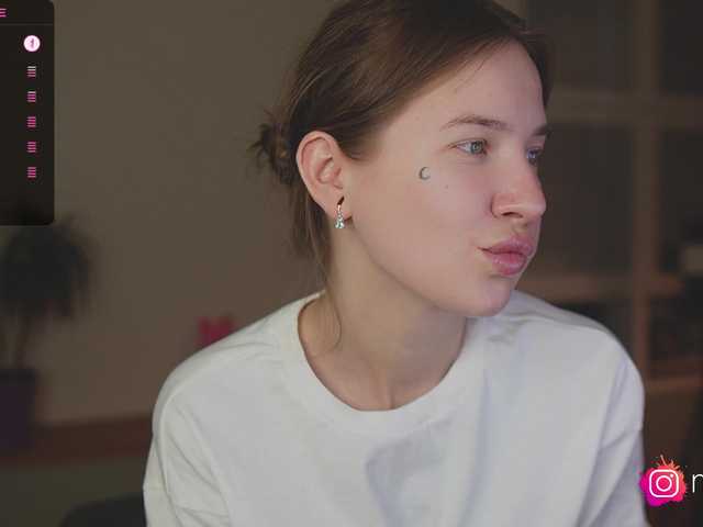 mel-collins's BongaCams show and profile