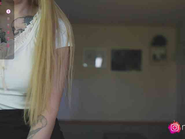 mel-collins webcam