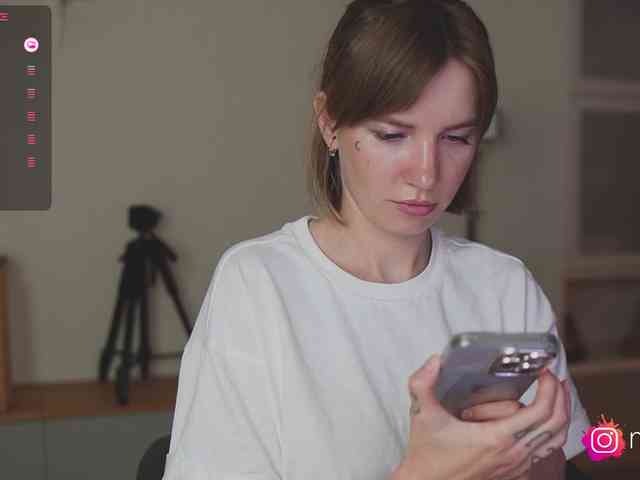 mel-collins webcam