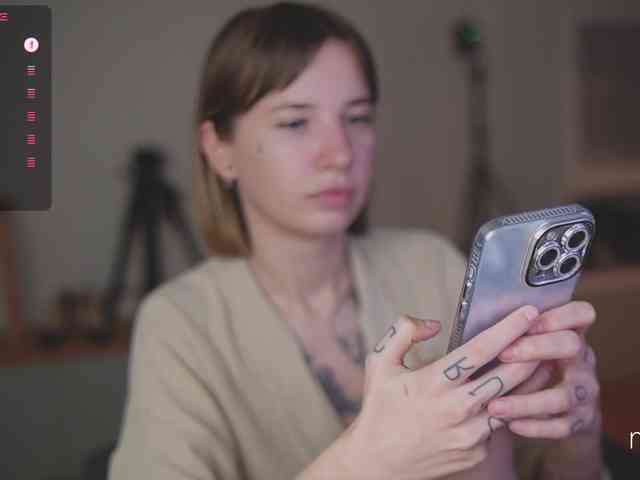mel-collins webcam