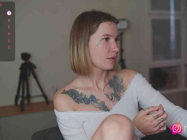 mel-collins webcam