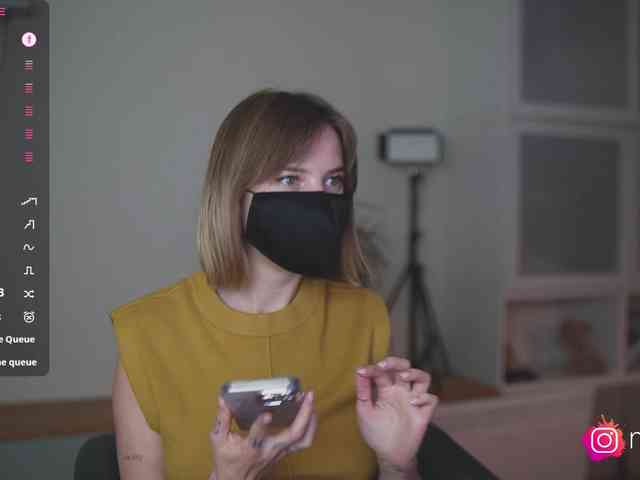 mel-collins webcam