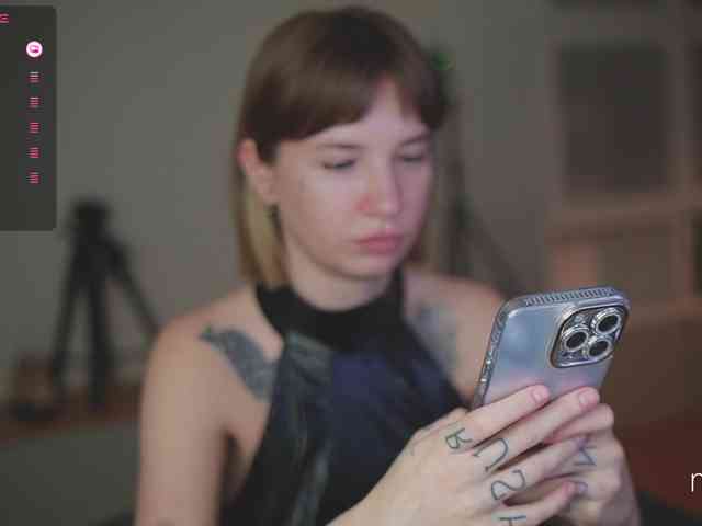 mel-collins webcam