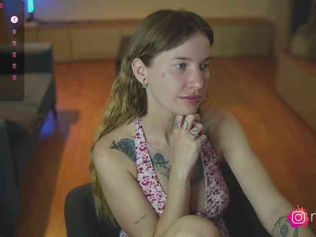 mel-collins webcam
