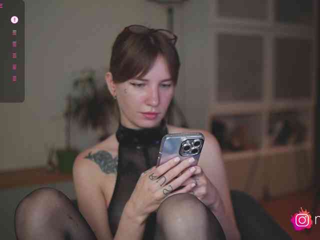 mel-collins webcam