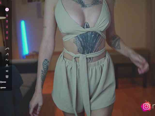mel-collins webcam