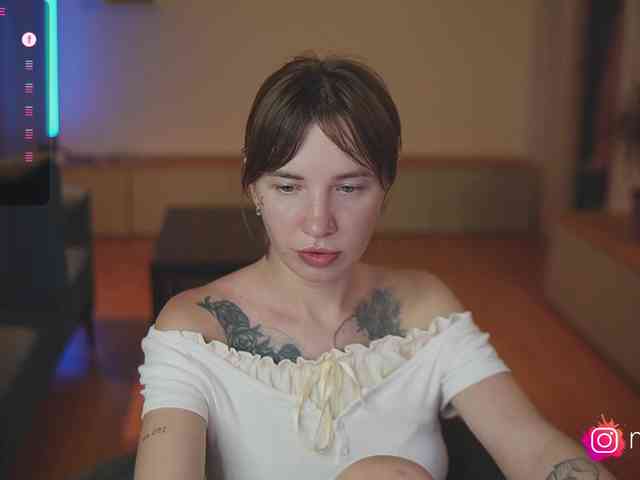 mel-collins webcam