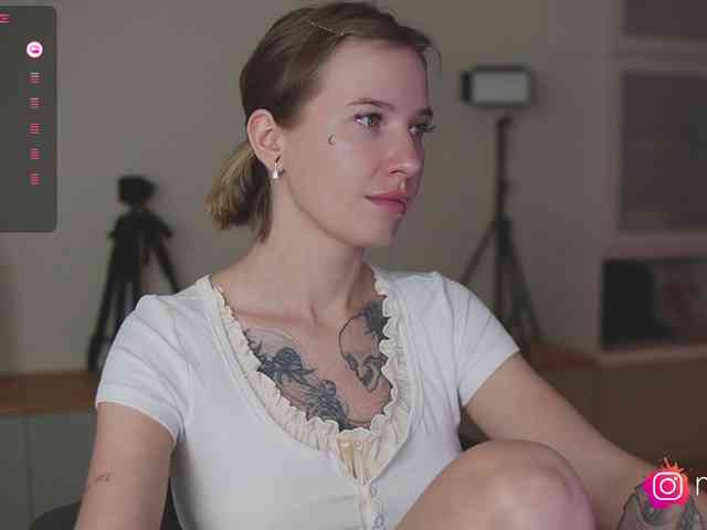 mel-collins webcam