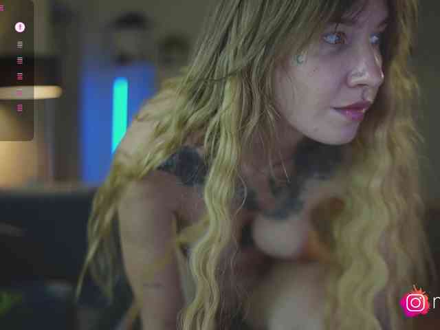 mel-collins webcam