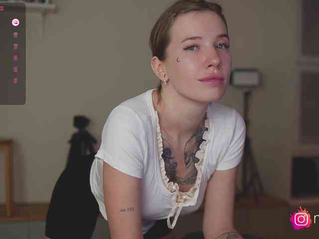 mel-collins webcam