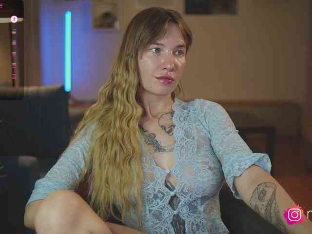 mel-collins webcam