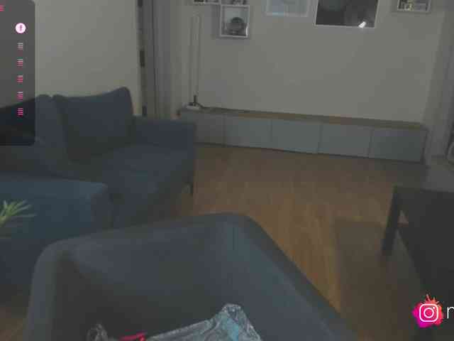 mel-collins webcam