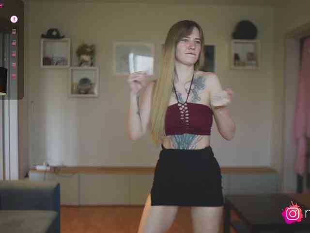 mel-collins webcam