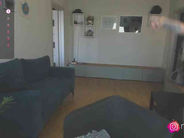 mel-collins webcam