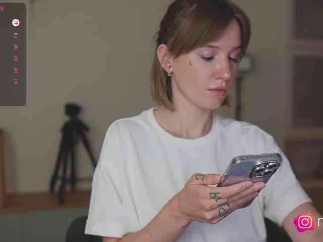 mel-collins webcam