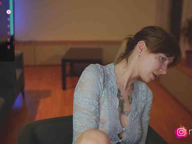 mel-collins webcam