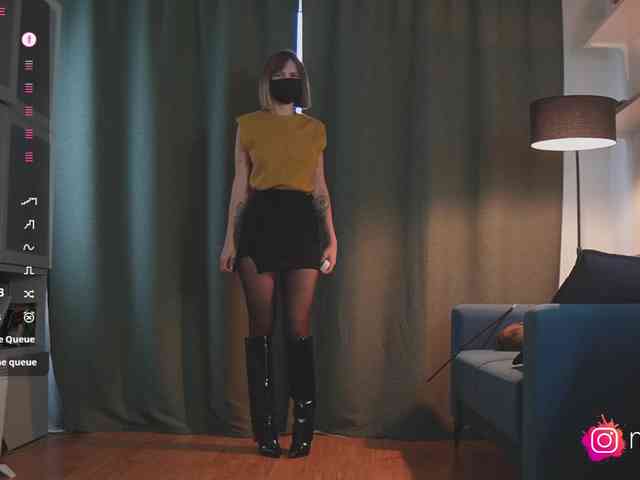 mel-collins webcam