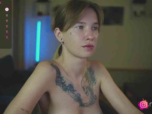 mel-collins webcam