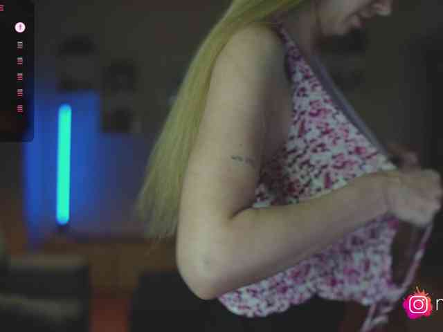 mel-collins webcam