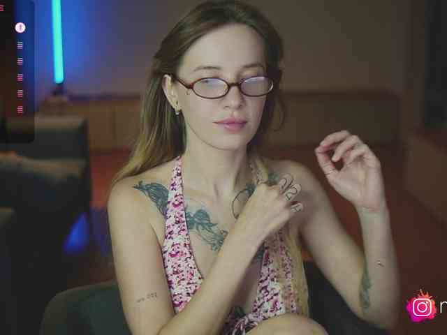 mel-collins webcam