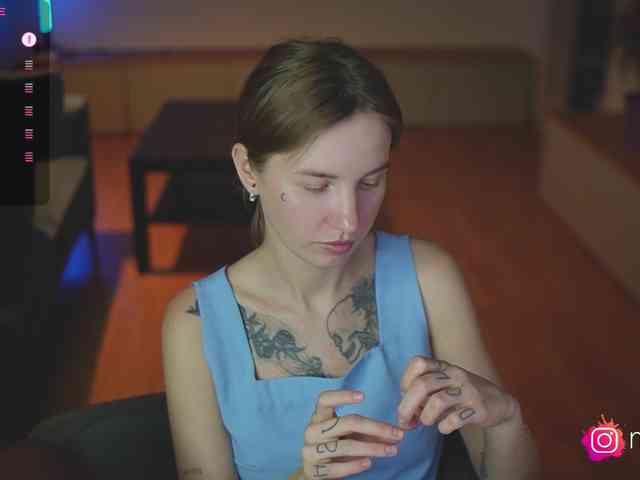 mel-collins webcam
