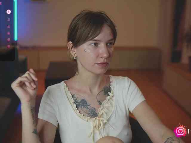 mel-collins webcam
