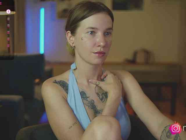 mel-collins webcam