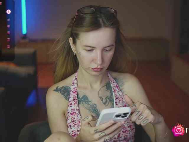 mel-collins webcam