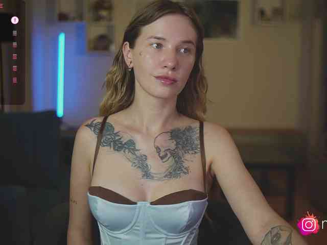 mel-collins webcam