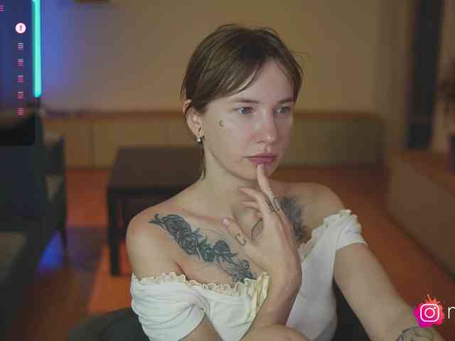 mel-collins webcam