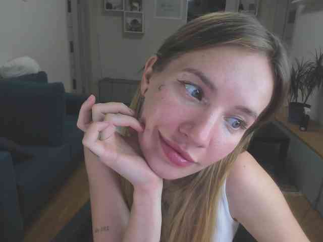 mel-collins webcam