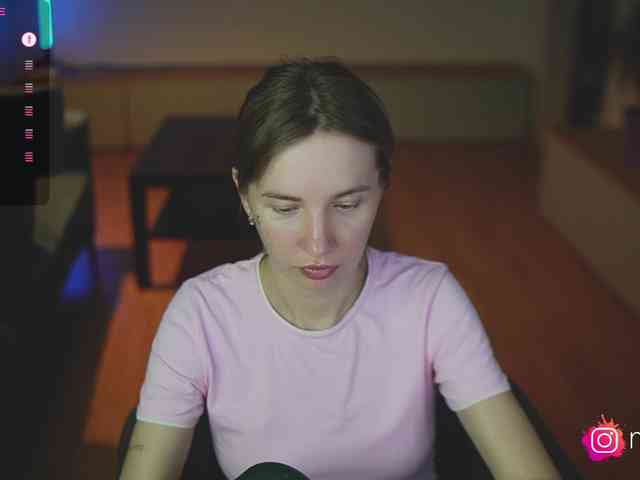 mel-collins webcam