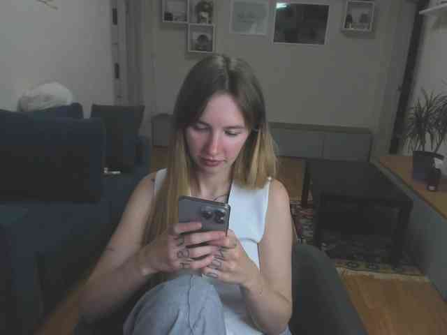 mel-collins webcam