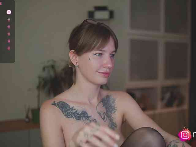 mel-collins webcam
