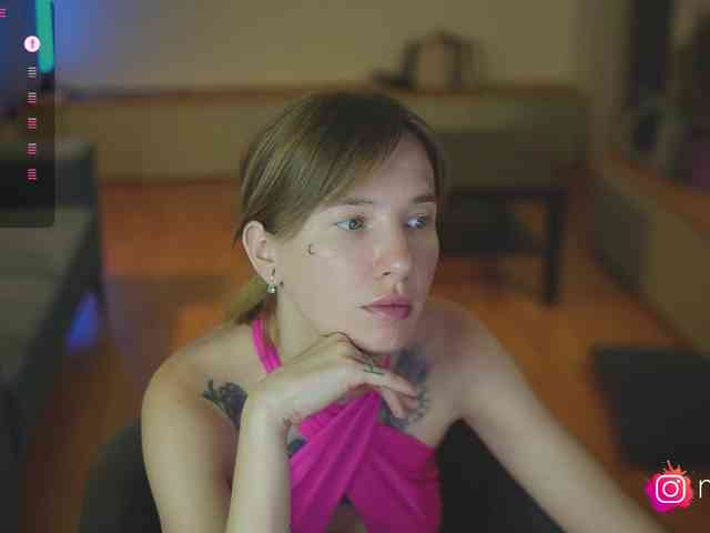 mel-collins webcam