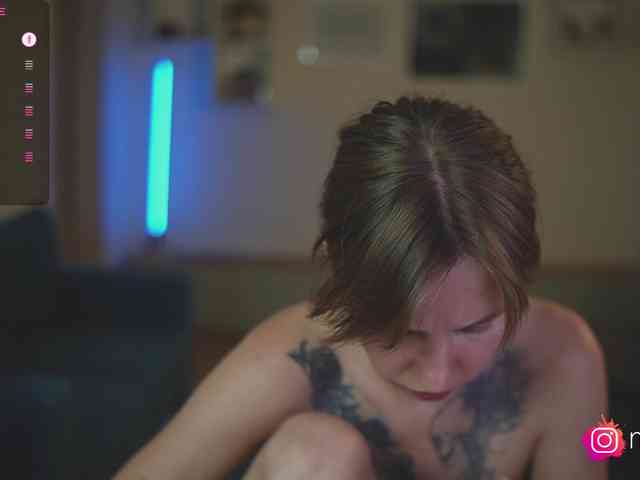 mel-collins webcam