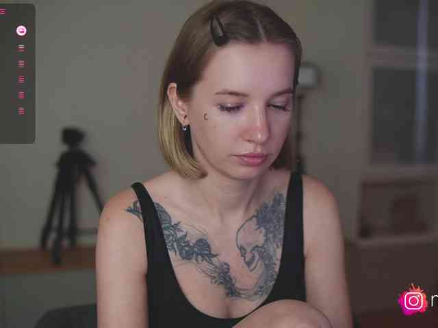 mel-collins webcam