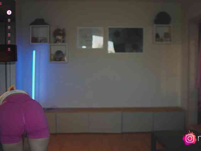 mel-collins webcam